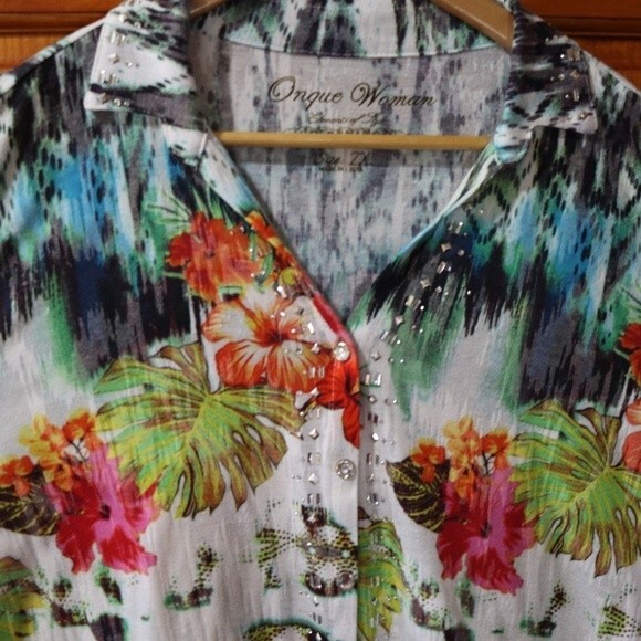 Onque Women Floral Rhinestone Mixed Media Snap Front Blouse 2X Statement - Picture 5 of 13